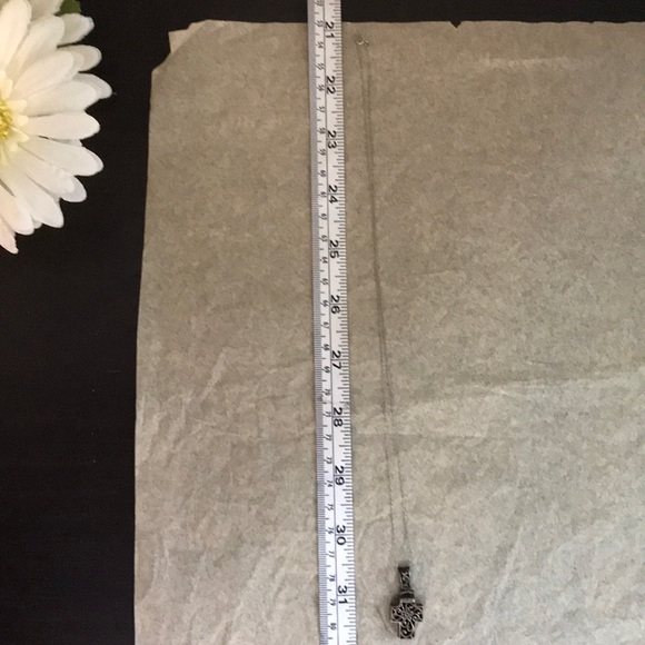 Cross w/ Chain - Picture 3 of 4